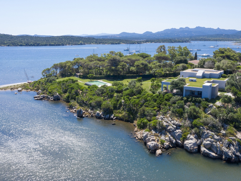 The Top Ten Eco-Friendly Features for Today's Luxury Homes